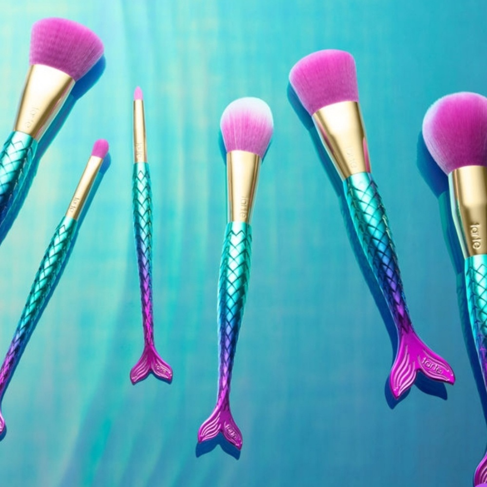 New/NWT Tarte High Performance Mermaid Brushes - Picture 2 of 3